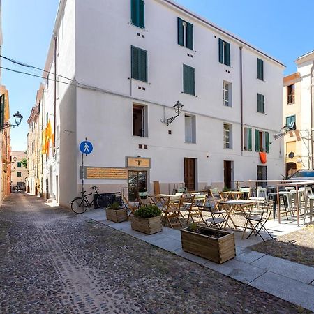 La finestra sul teatro Alghero Exterior foto