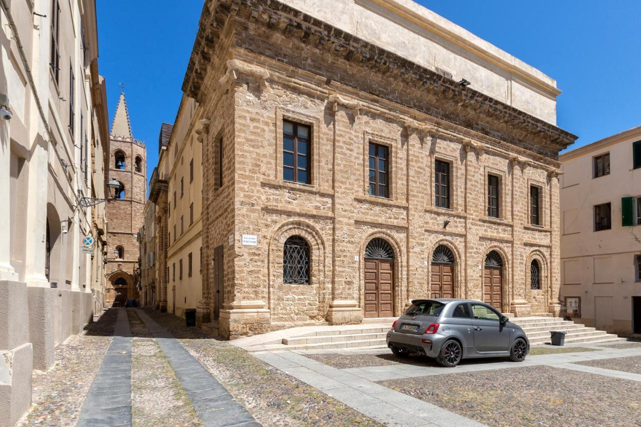 La finestra sul teatro Alghero Exterior foto